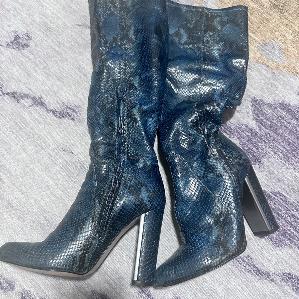 BCBG Maxazria skin boots